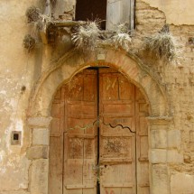 Old door in Tarata